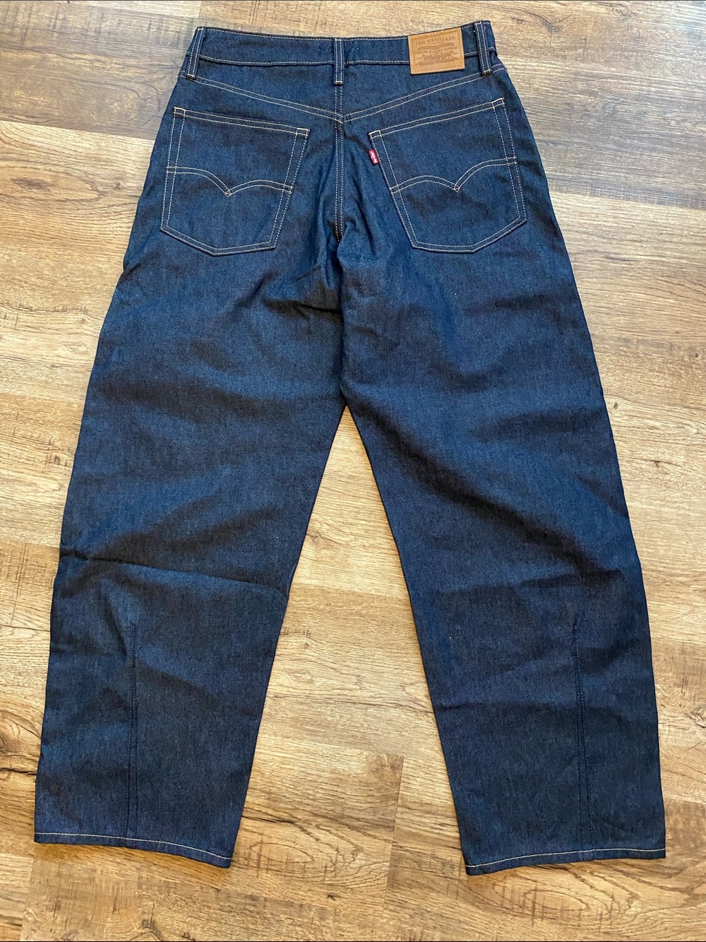 Levi’s Baggy Dad Barrel Jeans Womens 29 - Picture 3 of 3